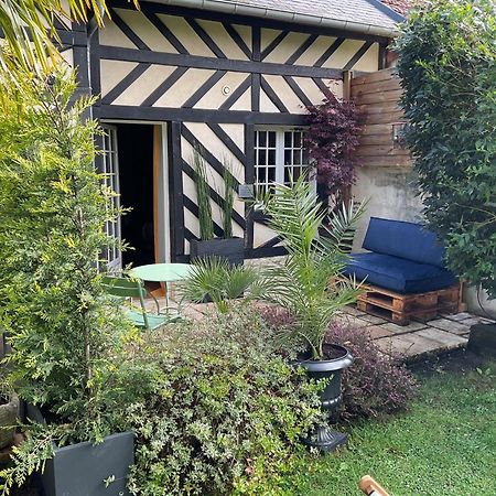 Manoir De La Croix-Sonnet Bed & Breakfast Trouville-sur-Mer Dış mekan fotoğraf