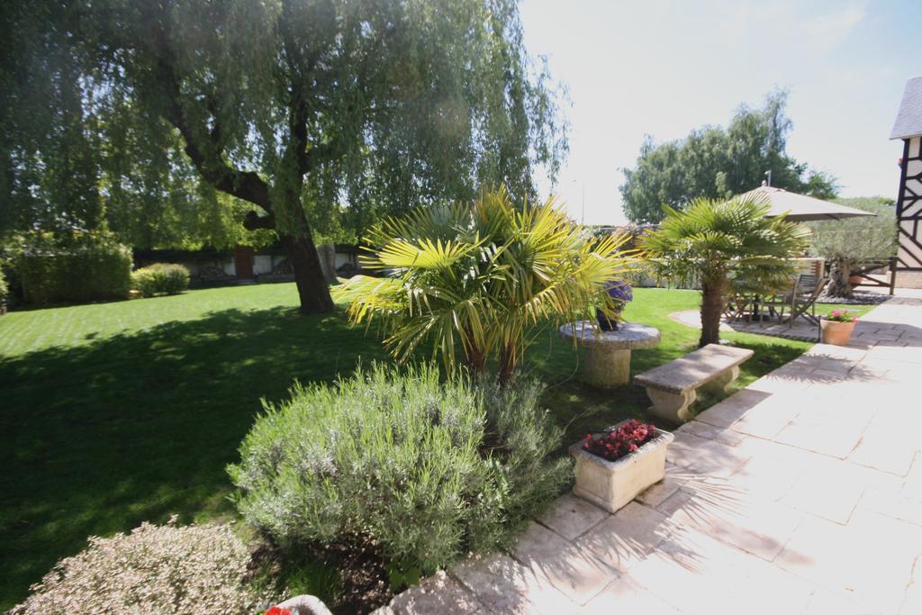 Manoir De La Croix-Sonnet Bed & Breakfast Trouville-sur-Mer Dış mekan fotoğraf