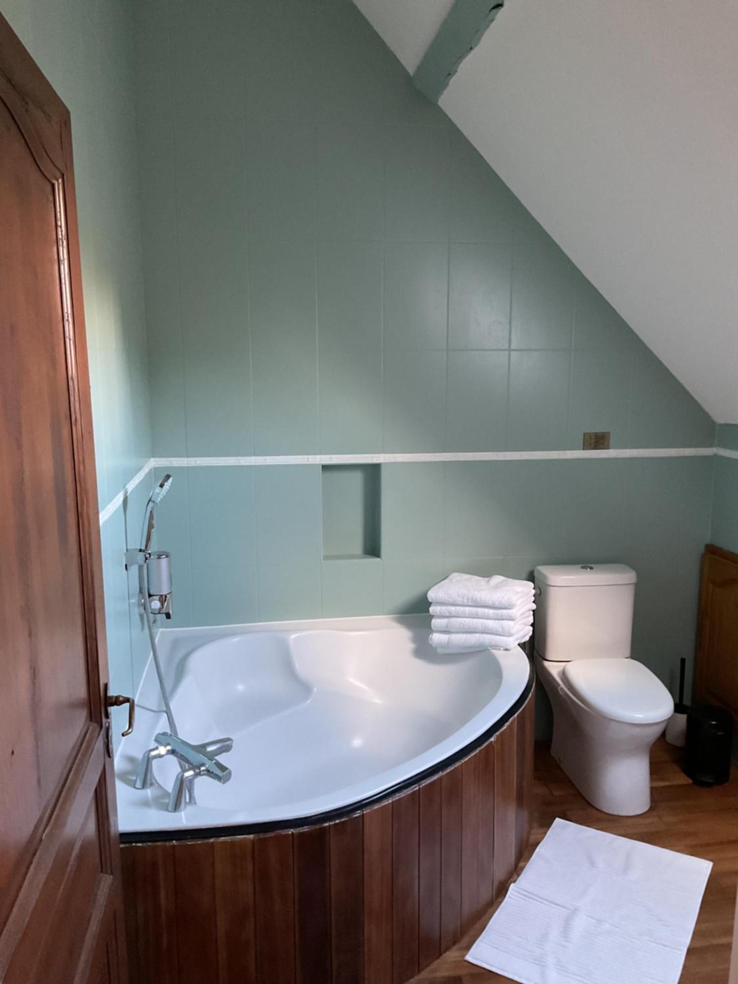 Manoir De La Croix-Sonnet Bed & Breakfast Trouville-sur-Mer Dış mekan fotoğraf