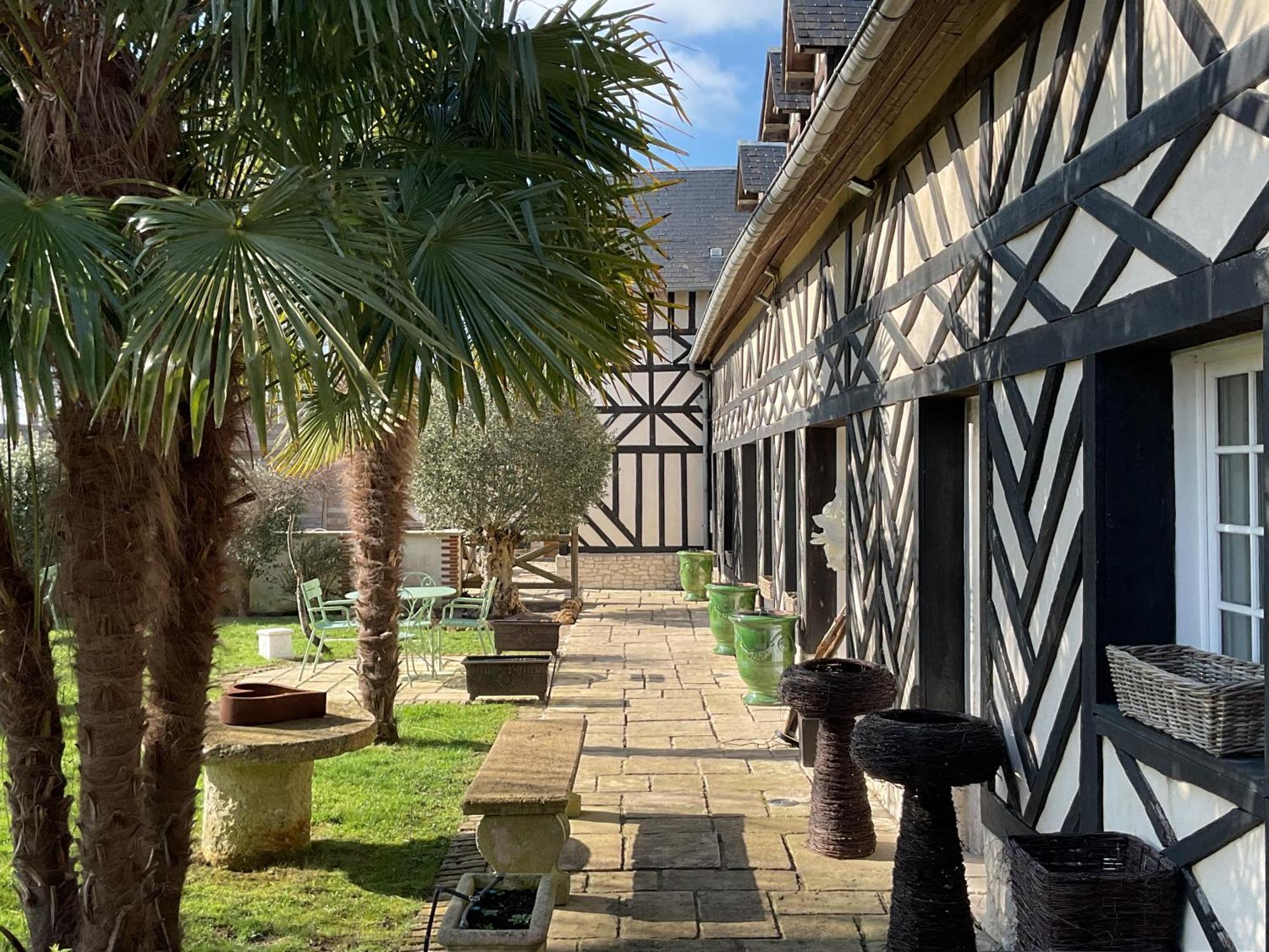Manoir De La Croix-Sonnet Bed & Breakfast Trouville-sur-Mer Dış mekan fotoğraf