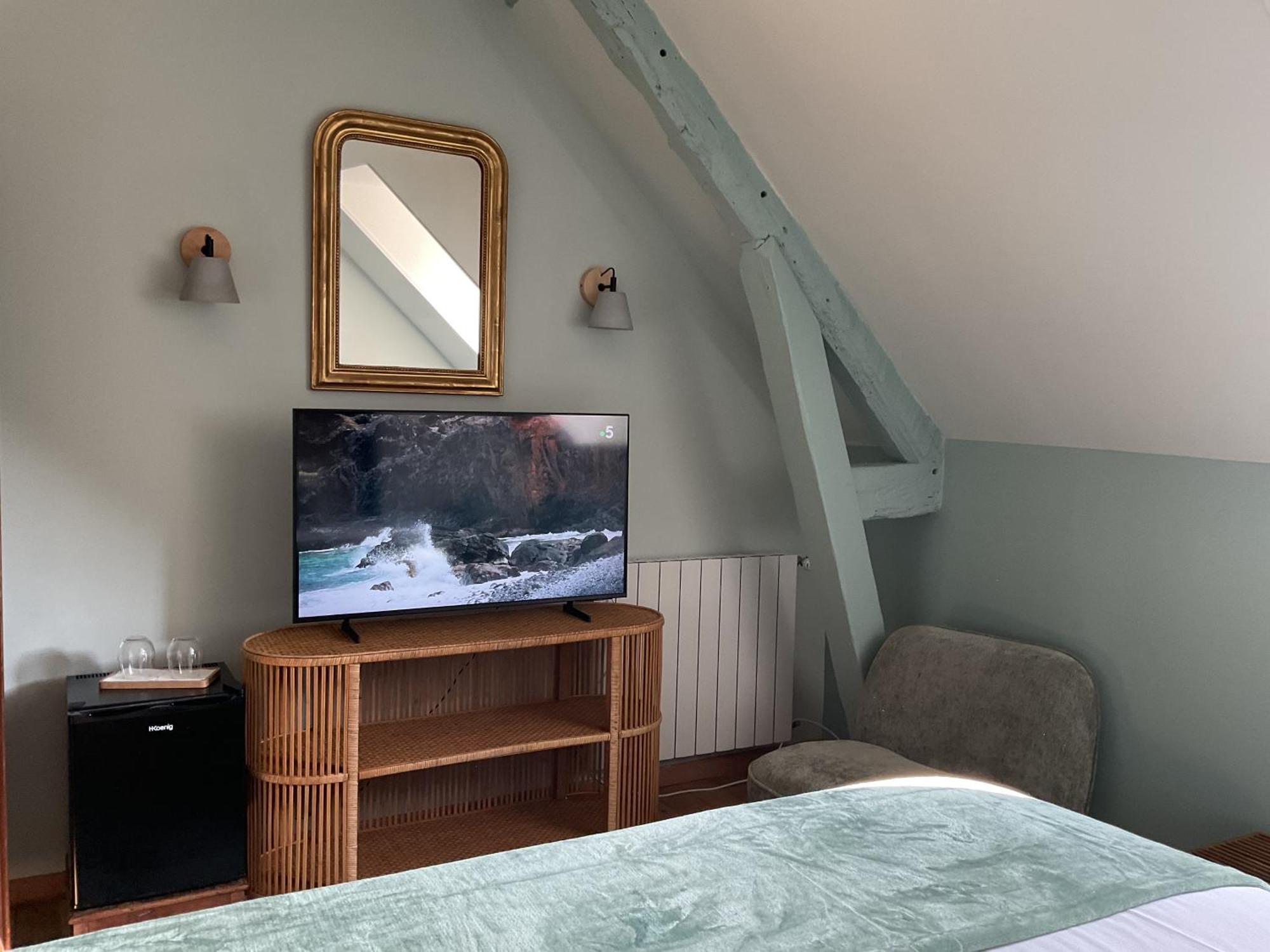 Manoir De La Croix-Sonnet Bed & Breakfast Trouville-sur-Mer Oda fotoğraf